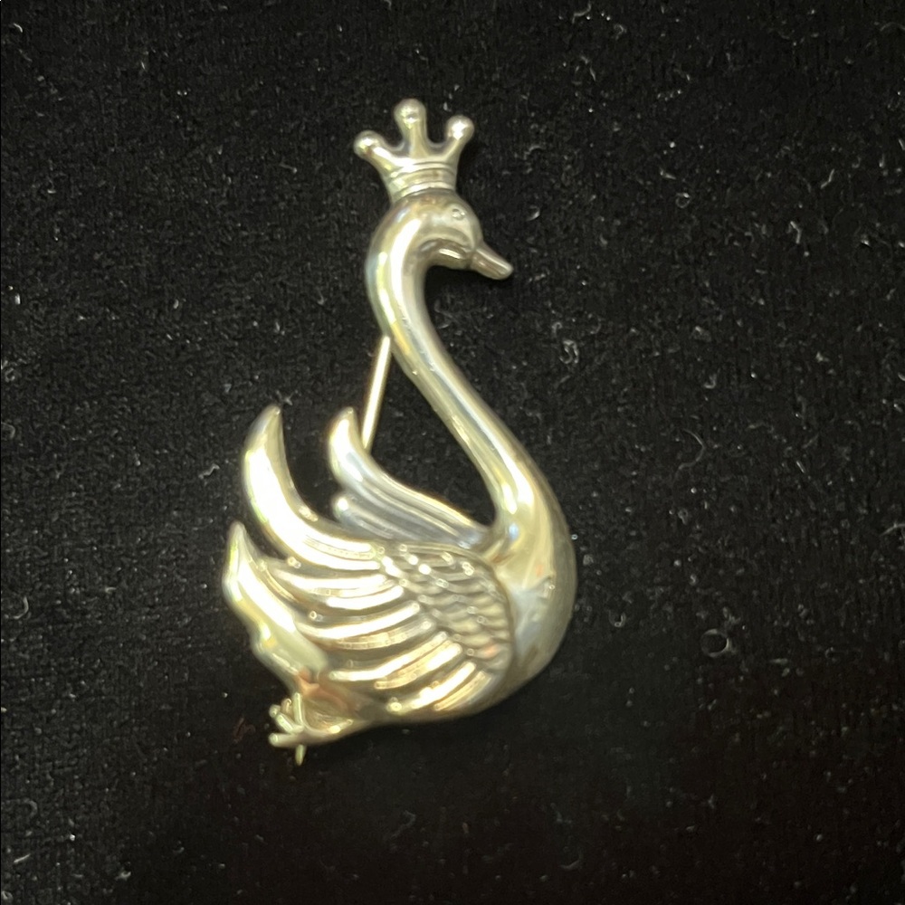Sterling Lang Princess Swan Brooch
